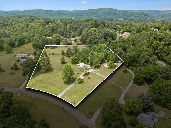 1484 Blythe Ferry Road, Dayton, TN 37321