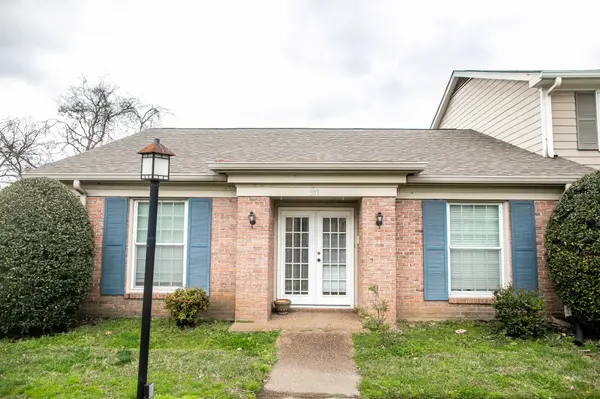 317 Plantation Ct, Nashville, TN 37221