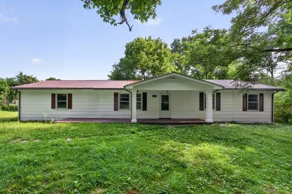 2385 Midway Rd, Smithville, TN 37166