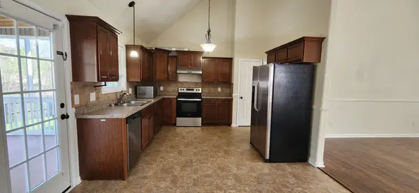 2969 Brewster Dr, Clarksville, TN 37042