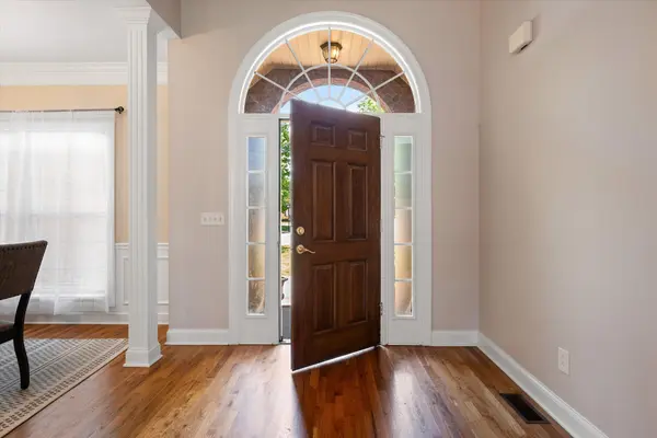 2240 Westwood Dr #N, Murfreesboro, TN 37130