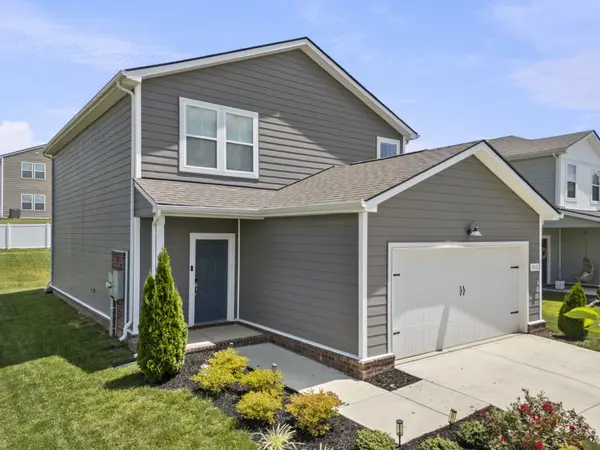 3912 Sadie St, Columbia, TN 38401