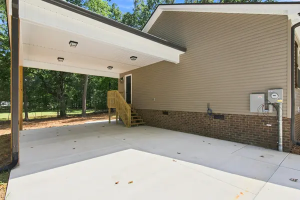 614 Wanda Ln, Tullahoma, TN 37388