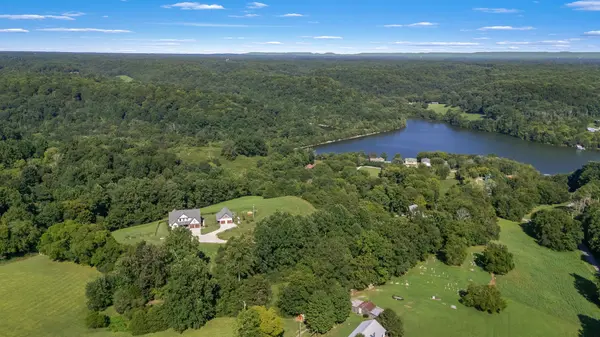 187 Harrison Ln, Manchester, TN 37355