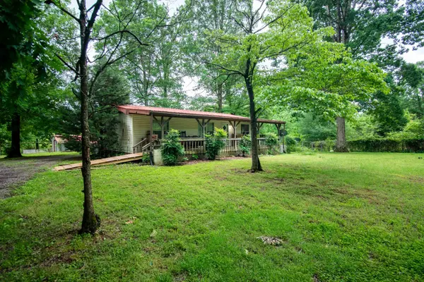 6687 Beverly Dr, Lyles, TN 37098