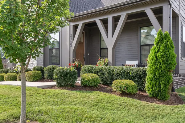 3312 Longport Ln, Thompsons Station, TN 37179
