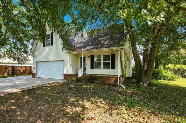 2820 Weybridge Dr, Murfreesboro, TN 37128