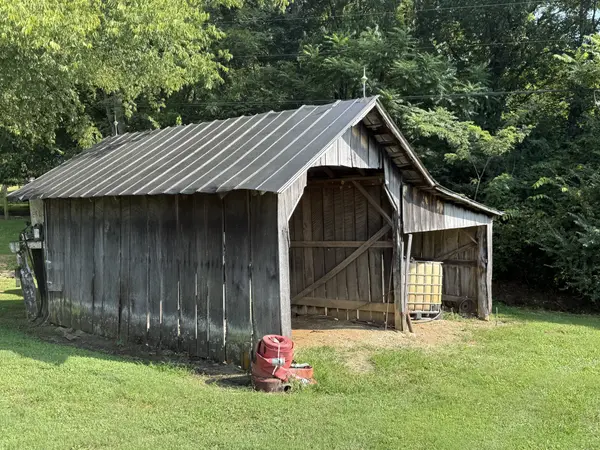 328 Young Branch Rd, Dixon Springs, TN 37057