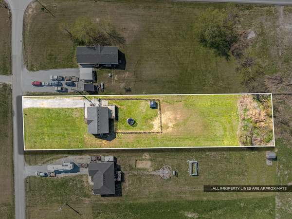 3160 Stokes Chapel Rd, Elkton, KY 42220
