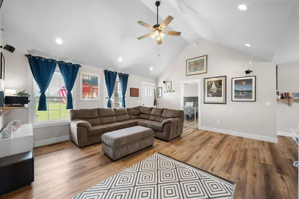3160 Stokes Chapel Rd, Elkton, KY 42220