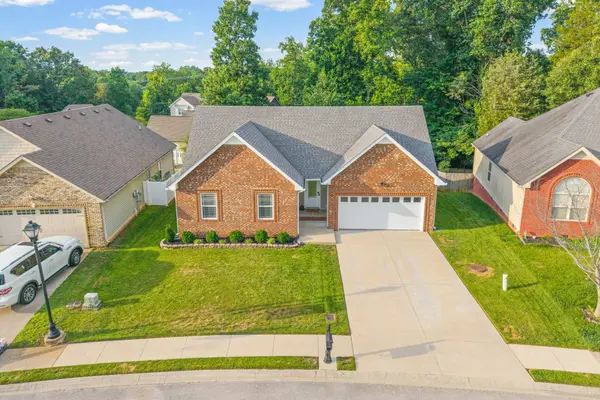 2661 Hidden Ridge Ct, Clarksville, TN 37043