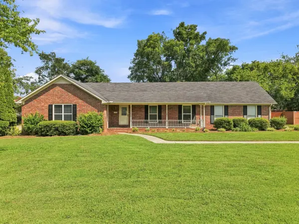 718 Majesty Dr, Murfreesboro, TN 37129