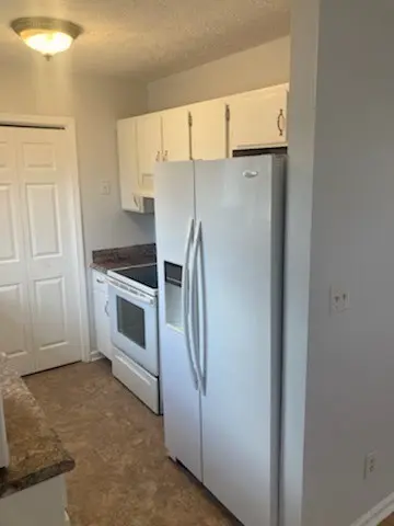 219 Tobacco Rd, Clarksville, TN 37042