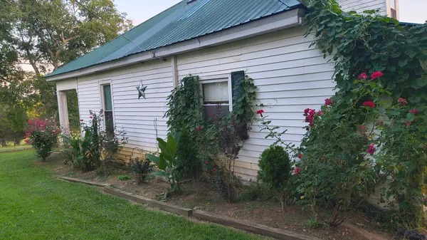 850 Sugar Flat Rd, Lebanon, TN 37087