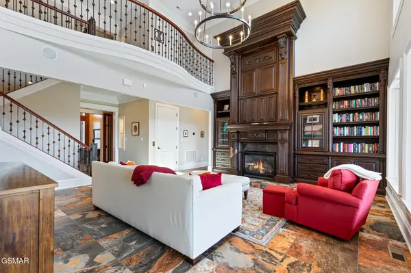 1919 Legend View Court, Sevierville, TN 37862