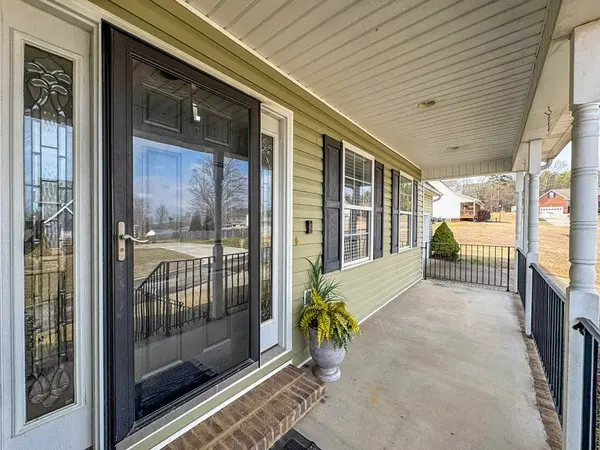 264 Brook Hollow Dr #SE, Cleveland, TN 37323