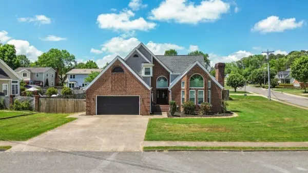 215 Hunters Run Cir #NW, Cleveland, TN 37312