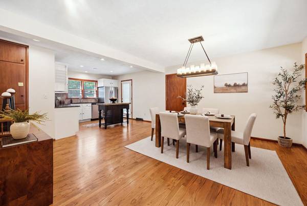 1305 N Gretchen, Wichita, KS 67206