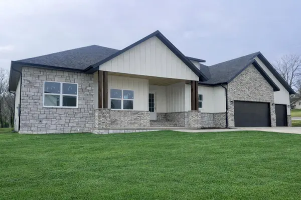 603 S Foxridge Avenue, Republic, MO 65738