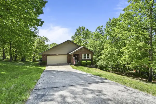 138 Canyon Forest Circle, Kimberling City, MO 65686
