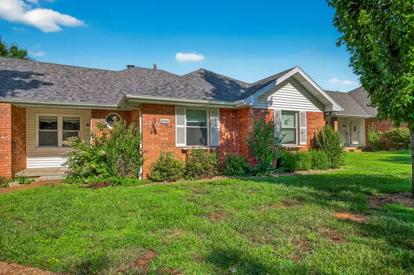 3465 S Kickapoo Avenue,  Springfield,  MO 65804