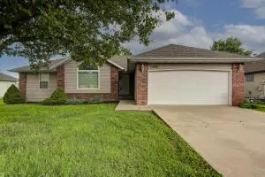 1359 W Stone House Road,  Nixa,  MO 65714