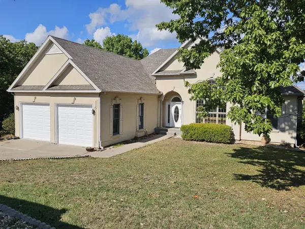 93 Canada Drive,  Branson West,  MO 65737