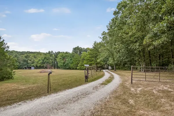 339 Loveland Drive, Rogersville, MO 65742