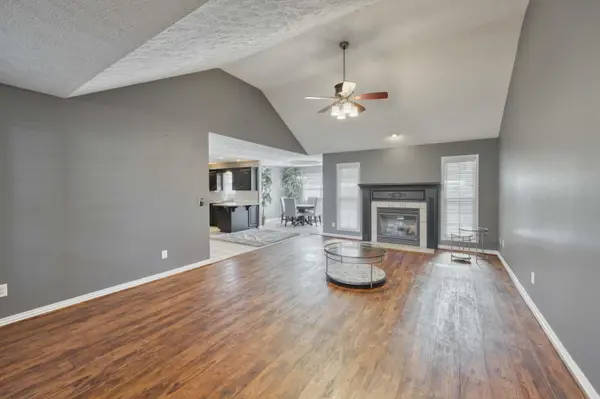 1228 E Ritter Street, Republic, MO 65738