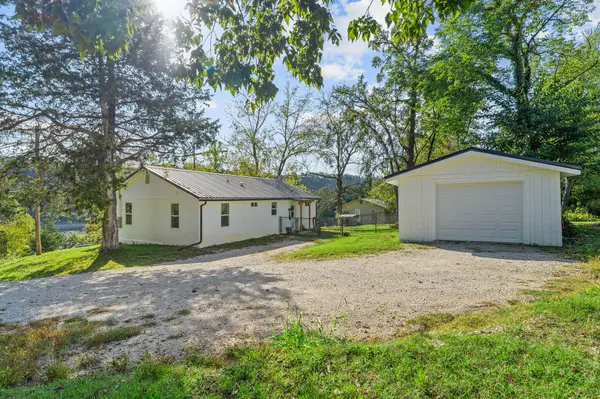 147 Lakeview Drive, Forsyth, MO 65653