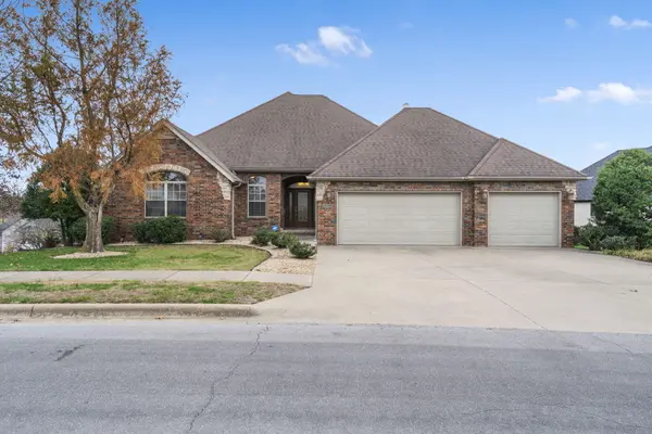 115 E Ironwood Drive,  Republic,  MO 65738