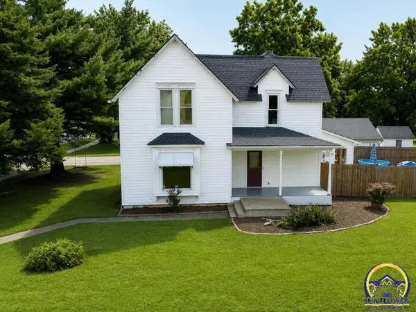 111 E Maple ST, Fairview, KS 66425
