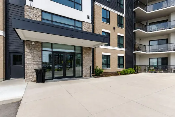 630 Sauve ST #404, Milton, ON L9T 9A6