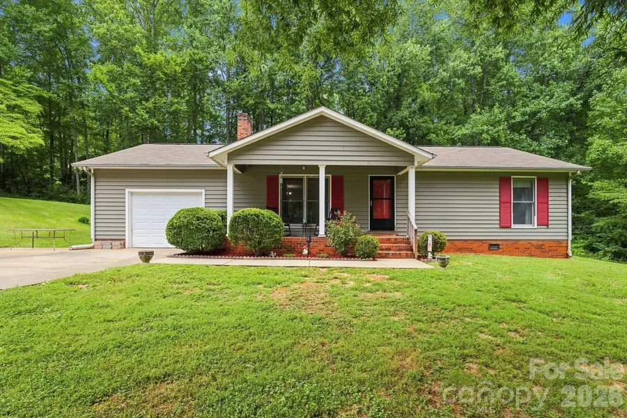 213 Hamilton RD, Troutman, NC 28166