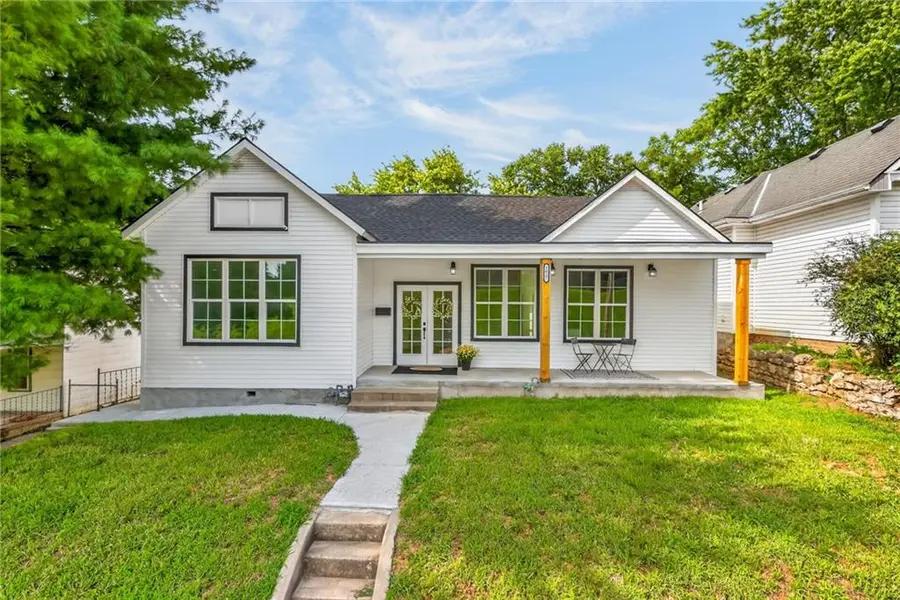 1817 Beattie ST, St Joseph, MO 64501