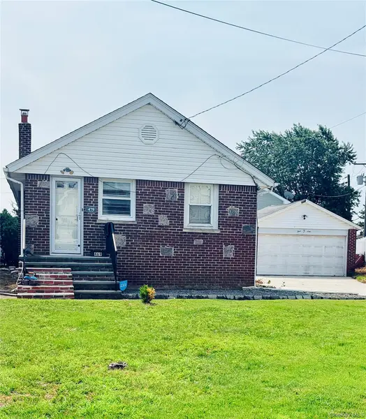 469 River ST, Oceanside, NY 11572