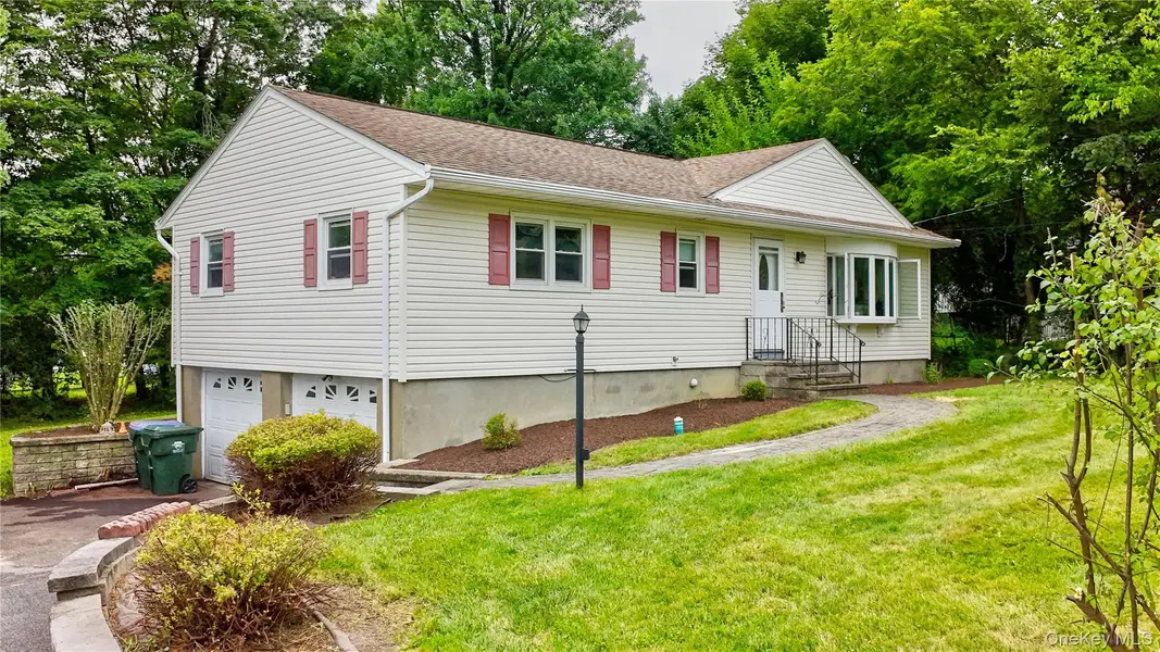 43 Lancer DR, Newburgh, NY 12550