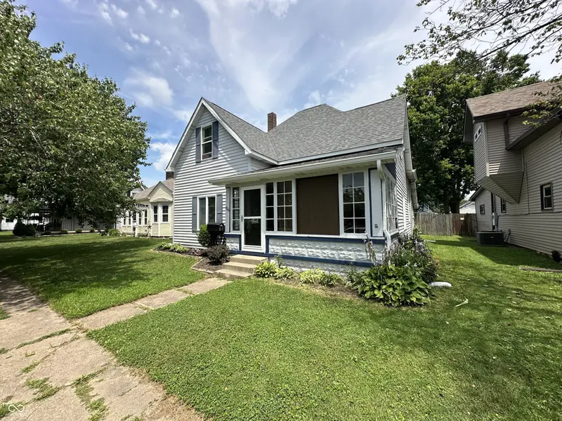 226 N East ST, Spencer, IN 47460