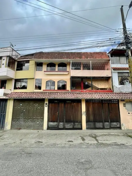 77 FRANCISCO LECARO, Loja/ecuador, 