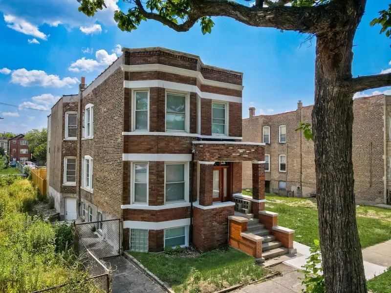 3115 W Flournoy ST, Chicago, IL 60612