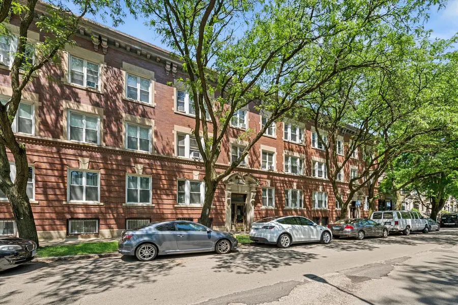 5052 S Blackstone AVE #2, Chicago, IL 60615