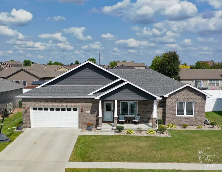 2020 Summerfield LN, Bourbonnais, IL 60914