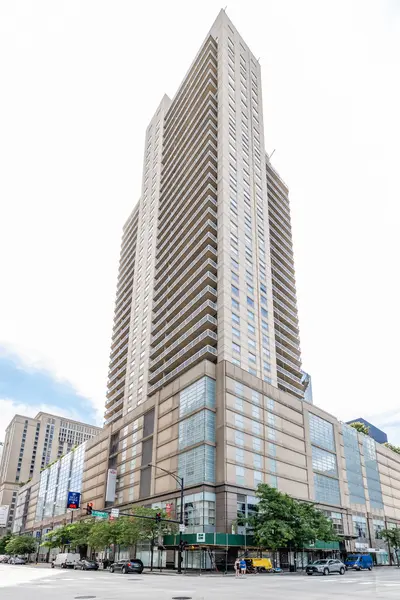 545 N Dearborn ST #W1409, Chicago, IL 60654