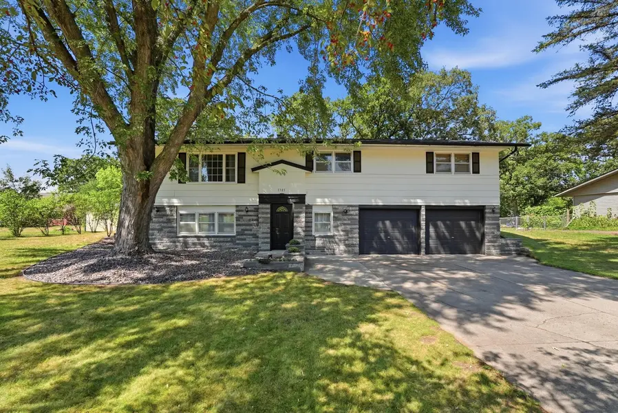 1785 Oak RD, Saint Cloud, MN 56303