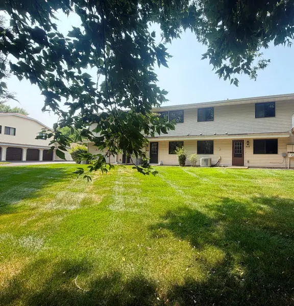 2543 Brookdale LN, Brooklyn Park, MN 55444
