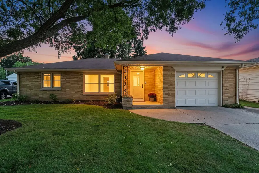 1940 NEWBERRY AVE, Green Bay, WI 54302-3361