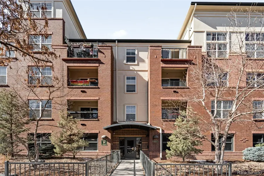 1623 Saint Paul ST #402, Denver, CO 80206