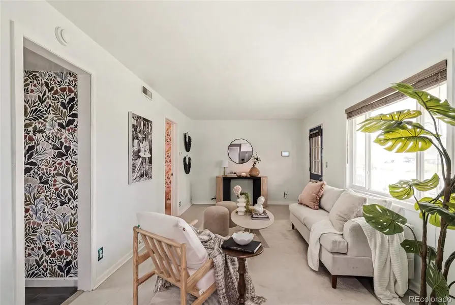 2169 W Warren AVE, Englewood, CO 80110