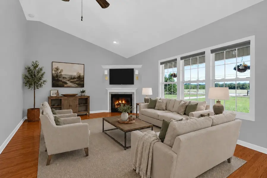 3896 Lynchburg Rd, Winchester, TN 37398