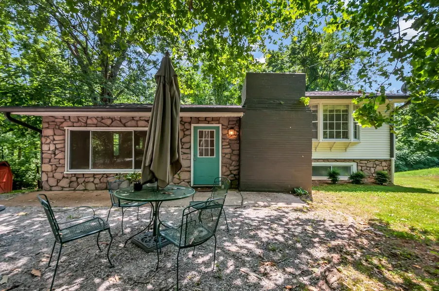 4080 Manning Hollow Rd, Pegram, TN 37143